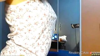 Cute Babe on Webcam