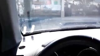 Elle suce en public : une fellation en plein jour