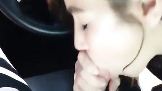 Elle suce en public : une fellation en plein jour