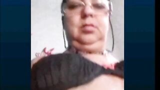 Brazilian MILF Flashes on Webcam