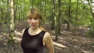 Öffentlicher Blowjob mit Facial für deutsche MILF im Park!
