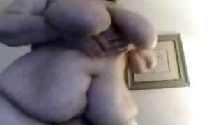 Granny's Webcam Show -2