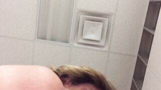Big Bull Cock Quickly Fucks Amateur MILF Swinger