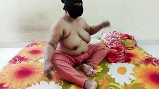 Indian Stepmom shared single bed and made son happy