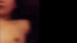Chinese Amateur Moans Loudly