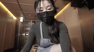 Footjob and Dirty talk：how the stepmom revive my vitality -2