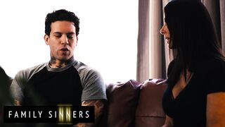 FAMILY SINNERS - Stepson Slides His Dick In Her Stepmom Reagan Foxx's Cunt Before His Dad Comes Home