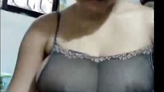 Indian Amateur Exposes Her Large Breasts on Webcam