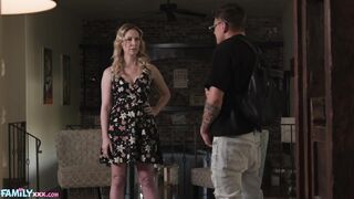 FamilyXXX - Big Ass Milf Stepmom Loves To Play With His Hard Youthful Morning Wood (Sydney Paige)