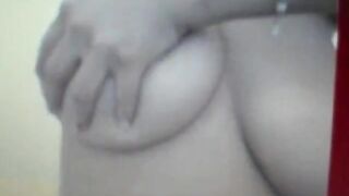 Big-Breasted Chinese Amateur Shows Off on Webcam