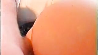 Rødhåret dansk kone i amatør-doggy-style-video