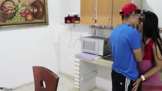 I fuck my stepmom Hot Milf Samantha While my stepdad is on a trip FULL STORY