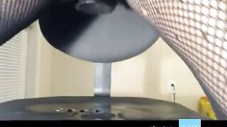 Black Amateur MILF Squirts on Webcam