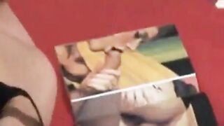 Den danske pige Lucy onanerer solo