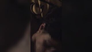 Deutsche Milf gibt einen Dirty Talk Blowjob und nimmt eine Gesichtsbehandlu