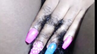 Hairy Black Amateur Close-Up Masturbation Video