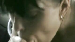 Amateur Blowjob Ends in Cumshot