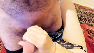 Erkek arkadasinin seks filmini izleyen kiz kendisi sikiliyor-Turk porno