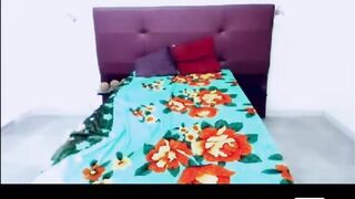 Slim Chocolate Girl Masturbating on Webcam