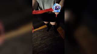 Mudur hanim stajyere yakalaniyor