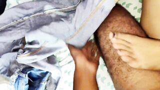 Stepsister's naked body drove stepbrother crazy!