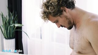 ADULTMOBILE - Robby Is Shocked When His Step Sister Dixie Lynn Makes A Move On Him, But He's Into It