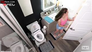 SPYFAM Juniper Ren Gets Her Stepbro Addicted To Her Pussy