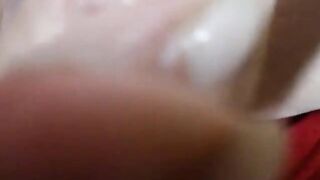 Mature Slut Masturbating on Webcam for You