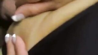 Deutscher Amateur-Blowjob im Parkhaus