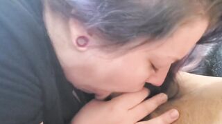 Muscular Tattooed BBW Gives a Blowjob to a Big Cock