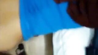 Arabische Schönheit mit großem Po liebt deutschen Blowjob und Sex