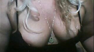 Amateur Webcam: Naughty Mature Adult Video