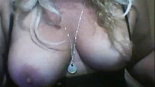 Amateur Webcam: Naughty Mature Adult Video