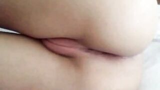 Close-Up Creaming on Webcam with Sex Toys