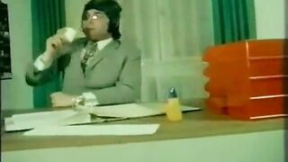 Deutsches Vintage -Casting mit haariger Wendung