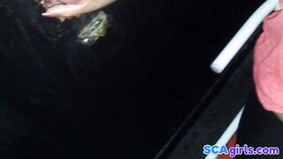 Glory-Hole handjob med min svenska fru