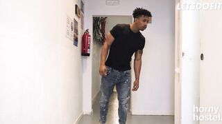 Sexy Stepmom Sara Retali Fucks BBC In Vacation - HORNY HOSTEL