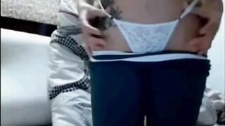 Brunette Amateur Masturbates on Webcam