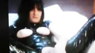 Dansk skønhed Mette i PVC og LaTex Suit