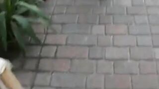 Svenska Angelica onanerar med analleksak