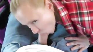 Deutscher Amateur Outdoor Blowjob Dare!