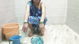 stepmom lets stepson fuck her while cleaning the clothes