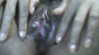 Nelly: Asian MILF Webcam Show