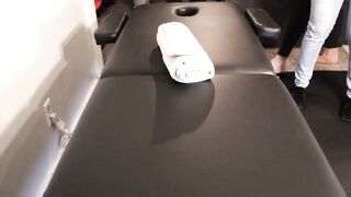 Cheating Girl Fucks Husband's Friend, the Massage Therapist, and Gets Cream