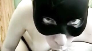 Deep-Throating Brunette Amateur's Blowjob Video -2