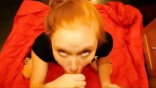 Belle Rousse Suce et Avale