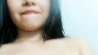 Big-Titted Brunette Latina on Webcam