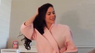 Big-Tit Amateur GF Gives Blowjob and Swallows Cum