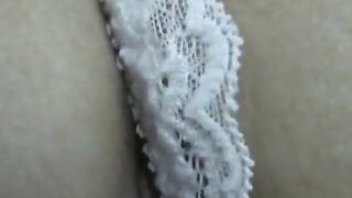 Russian Amateur Couple Gets Intimate in Their Car